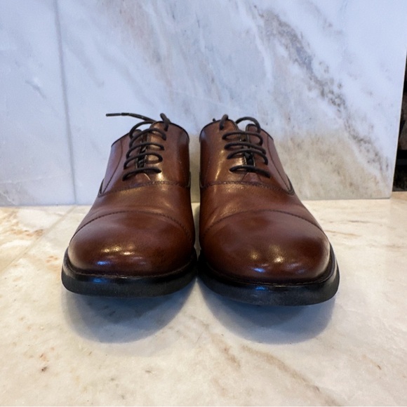 Johnston & Murphy Brown Leather Oxfords size 9.5 - Picture 3 of 8